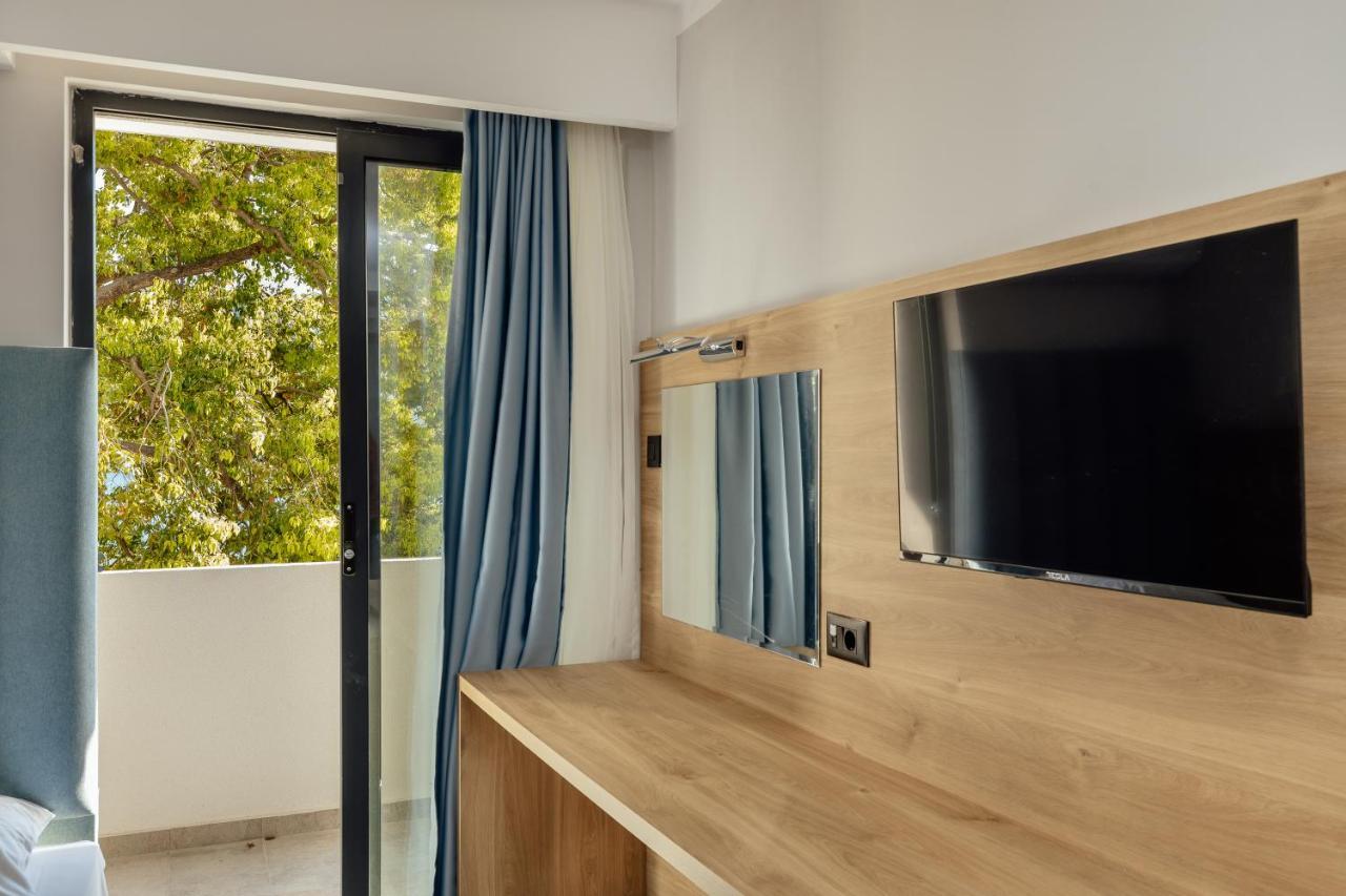 Hotel Talia Topla Extérieur photo