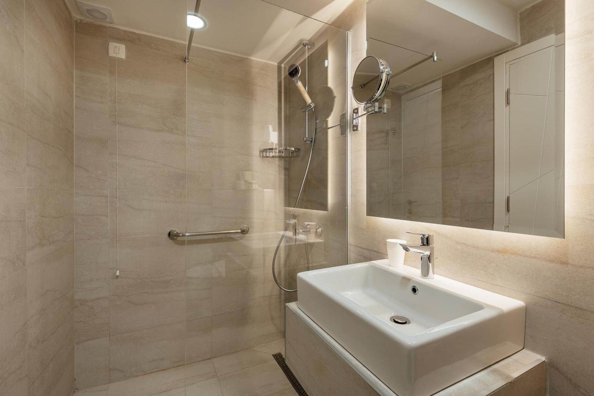 Hotel Talia Topla Extérieur photo